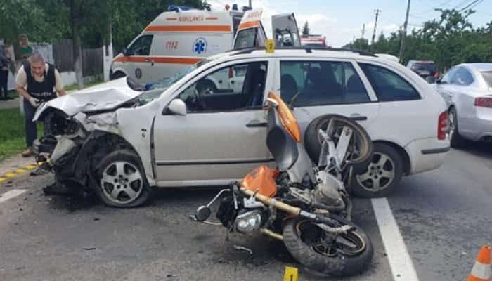 Accident Grav Pe Dn A Un Motociclist De De Ani A Ajuns La Spital