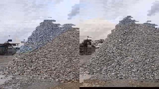 Balastiere din Arad, Bihor şi Timiş, percheziţionate vineri într-un dosar de evaziune fiscală