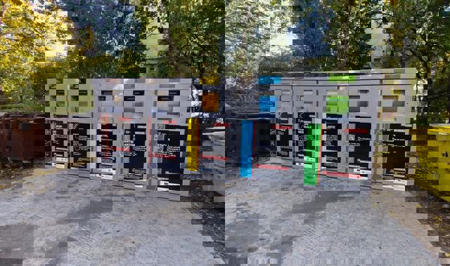 Primăria Ploiești nu reușește să obțină acordul a zeci de asociații de proprietari pentru a instala camere video care să monitorizeze insulele ecologice