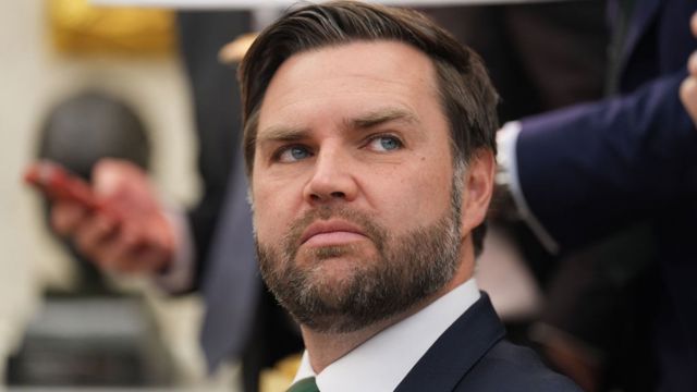 Vicepreședintele american JD Vance a ajuns în Pakistan pentru discuții cu Iranul