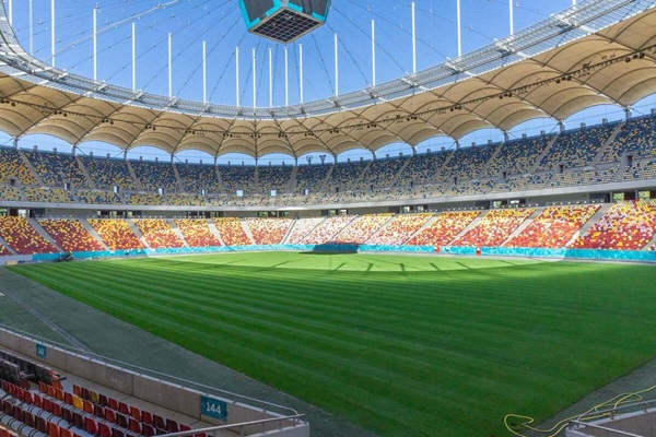 Covor nou pe Arena Națională. Cadru ideal pentru meciul FCSB-Petrolul