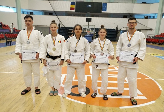 Medalii pe saltea. Judoka de la CSM-CSȘ-CFR Ploiești au convins la CN Universitar