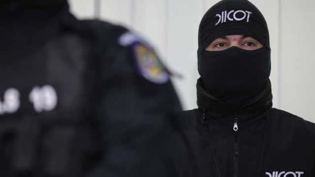 Spion rus, monitorizat de mai multe luni, reținut de procurorii DIICOT. Bărbatul este acuzat că a „pus în pericol securitatea națională” după ce ar fi transmis fotografii cu baze militare din România”