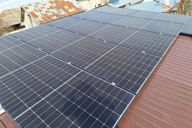 Energia solară, mai aproape de consumatorii din Prahova prin soluții cu panouri fotovoltaice de la Trevora