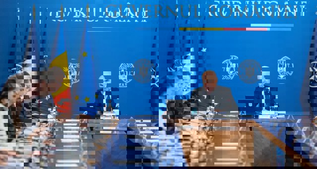 Proiectul care interzice cumulul pensie-salariu la stat urmează să fie adoptat azi de Guvern în ședință extraordinară