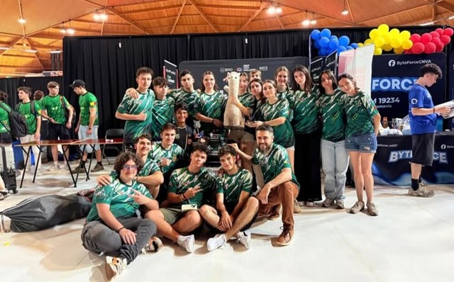 Echipa de robotică Undefined, de la C. N. „Nicolae Grigorescu” Câmpina, a câștigat Campionatul European