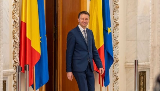 Premierul desemnat s-a întâlnit cu parlamentari neafiliați