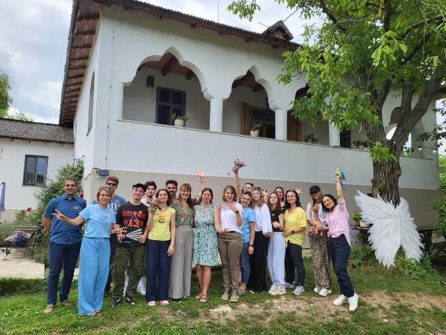 Start pentru proiectul „SIGUR, nu singur!", dedicat prevenirii violenței școlare în 8 licee din județul Buzău