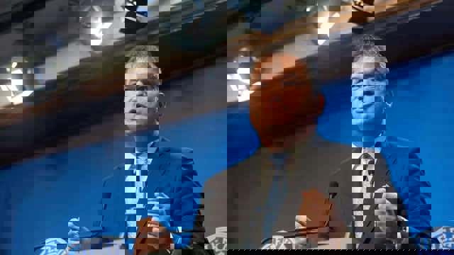 Cseke Attila reacționează după ce doi primari au anunțat interzicerea păcănelelor în orașele lor