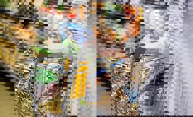 Plafonarea adaosului la alimente de bază a fost prelungită din nou