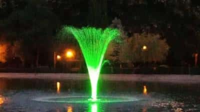 Condiţii moderne! Heleşteul de la Sala Sporturilor are acum şi duş