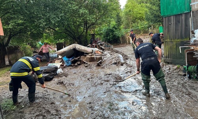 Județul Prahova, amenințat din nou de ploi și inundații. Codul portocaliu intră în vigoare în miez de noapte