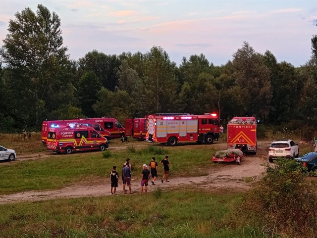 Doi minori au dispărut, marți seara, în apele râului Argeș. Căutările vor vi reluate astăzi