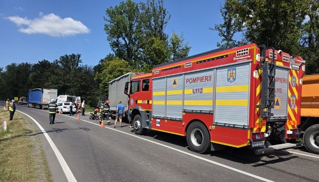 Accident cu descarcerare pe DN72, la Dragodana. Un șofer din Prahova a fost găsit încarcerat