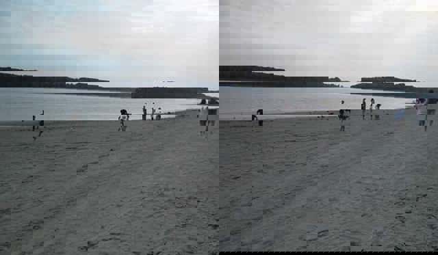 Doi copii aflați în zona plajei Gostinu au fost loviți de un ski-jet condus de un bărbat care consumase alcool