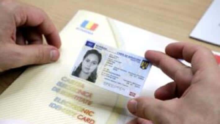 Caravană, în centrul Ploieștiului, pentru emiterea Cărții Electronice de Identitate