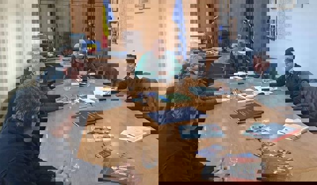 Ședință la Ploiești, cu directori de la Apele Române, privind lucrările necesare la Stația Voila. Prefect: „Mă voi opune ca această sistare să aibă loc în perioada Sărbătorilor”