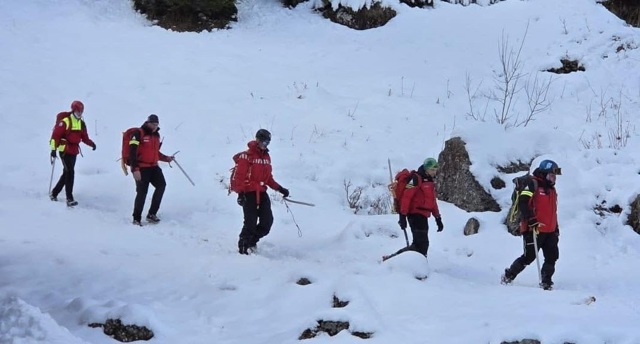 Un turist a rămas blocat pe un traseu închis din Bucegi