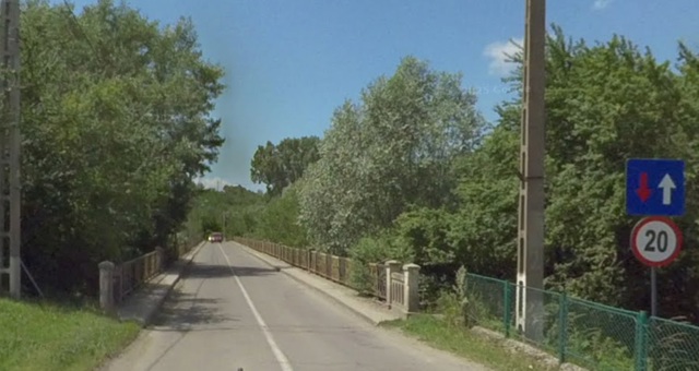 Podul peste Doftana, aflat la intrare în Telega, intră în reparații