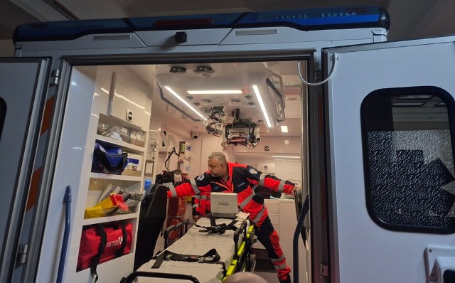 VIDEO 🎦 Ambulanțe cu dotări moderne pentru salvatorii prahoveni. 39 de autospeciale au ajuns la SMURD și Ambulanța Prahova