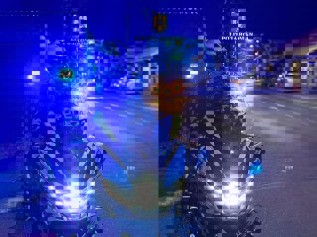 Două persoane au ajuns la spital, victime ale unui accident rutier petrecut la miezul nopții