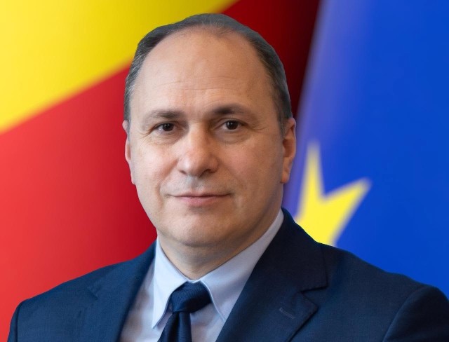 Ministrul Dimian anunţă măsuri, după testele PISA: Toţi elevii cu medii sub 7 să participe la activităţi remediale la matematică şi română