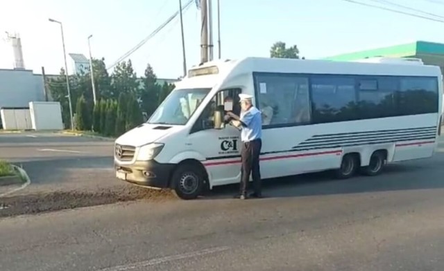 Acțiune de amploare la Ploiești, joi dimineață. Poliția Locală a amendat zeci de transportatori