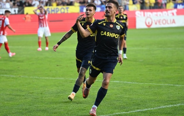 Petrolul debutează cu o victorie în noua ediție de campionat. 1 - 0 contra Dinamo București