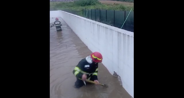 UPDATE. VIDEO 🎦 Cod roșu de inundații în Prahova. Care sunt cele mai afectate localități din județ