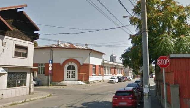 Restricții de circulație în Ploiești, în prima zi de școală, pentru festivitățile de la „Caragiale”