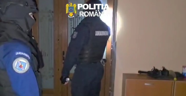 VIDEO 🎦 Zeci de percheziții în Brașov, Galați, Buzău, Bacău, Iași, Vrancea, Maramureș și în municipiul București, într-un dosar de înșelăciune și spălare de bani. Escrocii foloseau aparatele de tip self-pay