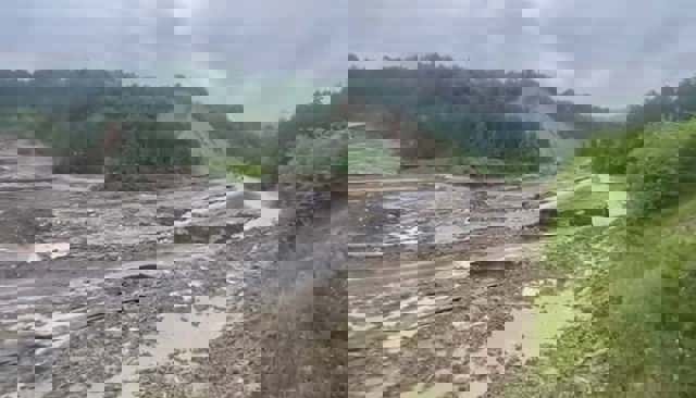 Autoritățile din Mureș cer declararea stării de alertă, după ce infiltrațiile de la Salina Praid au lăsat mai multe localități fără apă potabilă