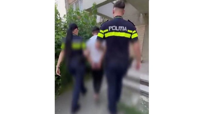 VIDEO 🎦 Tânăr de 19 ani, din Mizil, reținut pentru furt. Este acuzat că a fugit cu geanta unei angajate SGU de la Spații Verzi