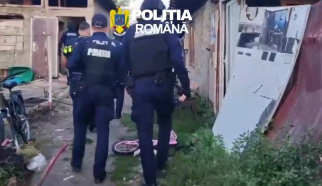 VIDEO 🎦 Polițiștii prahoveni fac patru percheziții în Dâmbovița, într-un dosar de furt