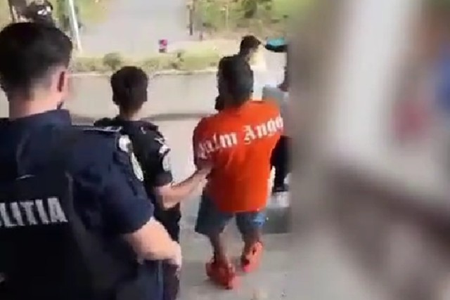 UPDATE. VIDEO 🎦 Rețineri, la Ploiești, în cazul bărbatului sechestrat și agresat pe 4 august. Trei bărbați au ieșit în cătușe de la audieri