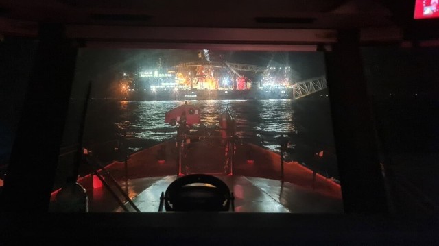 Nicușor Dan: O navă sub pavilion liberian a fost lovită la 20 de mile marine în largul țărmului românesc. 17 membri ai echipajului, inclusiv trei răniți, au fost evacuați