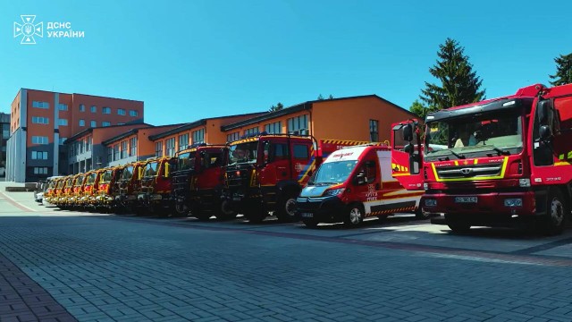 Ucraina participă la intervențiile UE împotriva incendiilor. 70 de pompieri au plecat în Franța