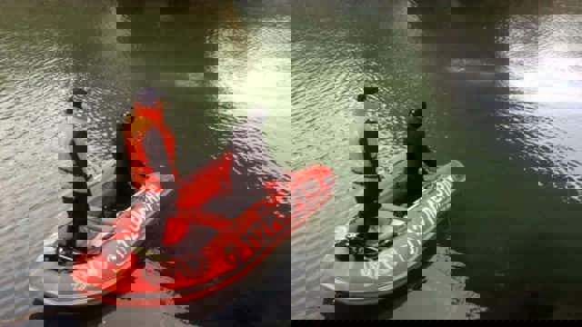 Un bărbat a fost lovit de o barcă în timp ce înota în Dunăre. Șoferul ambarcațiunii era băut