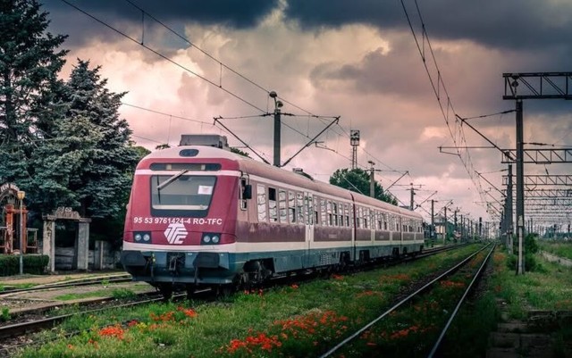 Șase curse spre și dinspre Ploiești au fost anulate de Transferoviar Călători. Măsura este valabilă două săptămâni