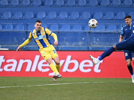 Superligă, Etapa a IV-a, Play-off și Play-Out. Unirea Slobozia - Petrolul este pe 12 Aprilie