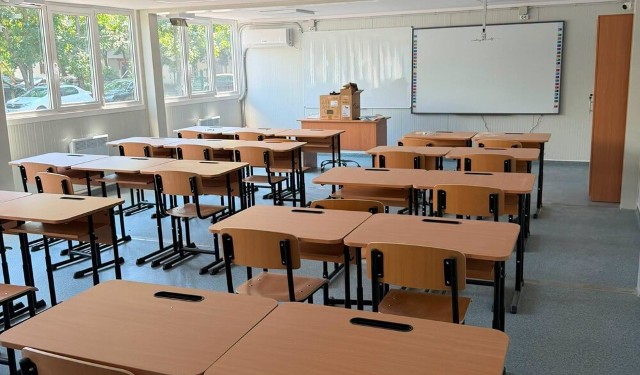 FOTO 📸 Cum arată prima școală modulară din Ploiești. Au fost finalizate noile clase pentru „Bassarabescu”