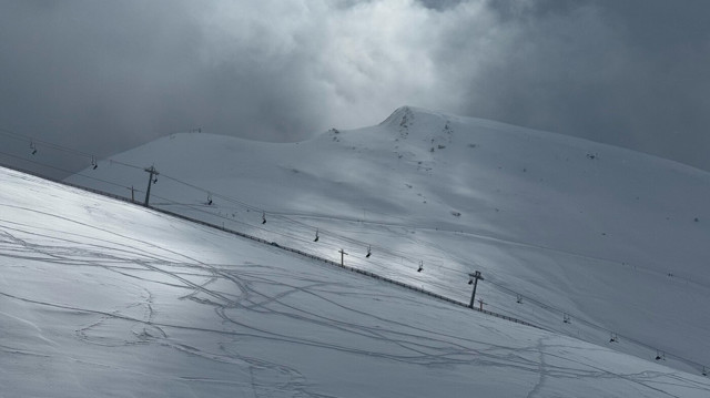 Cod portocaliu de ninsori și viscol, sâmbătă, în patru județe