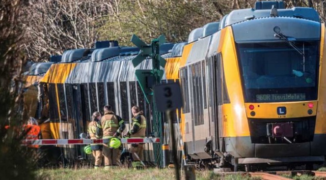 Cel puţin 17 răniţi, între care patru grav, într-un accident feroviar în Danemarca