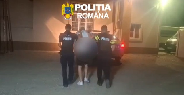 VIDEO 🎦 Bărbat reținut de polițiști după ce a fost prins conducând, de două ori într-o zi, beat și fără permis