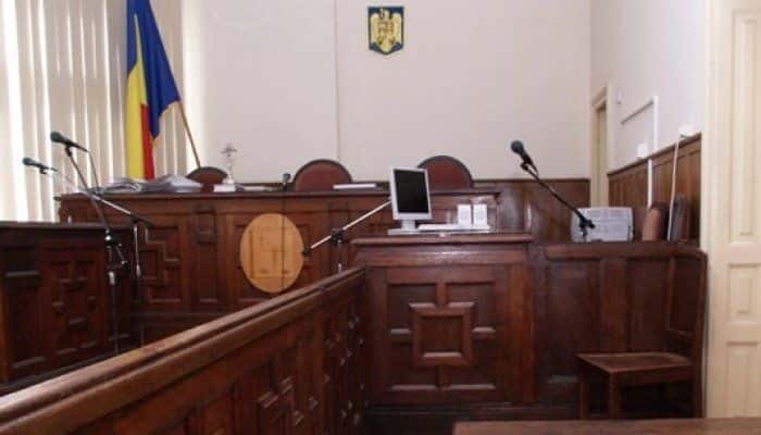 Tineri din Prahova sunt acuzați de crimă. Victima, de 77 de ani, ar fi fost omorâtă cu bătaia de doi adolescenți