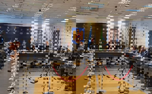 VIDEO 🎦 Disponibilizări la Primăria Ploiești. Ședința CL de joi a fost suspendată. Un consilier local i-a cerut demisia primarului Mihai Polițeanu