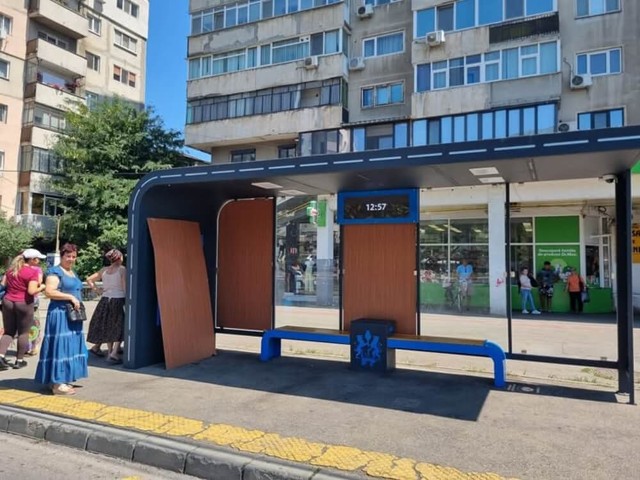 Stație TCE Ploiești din Bariera București, vandalizată la scurt timp după ce a fost instalată