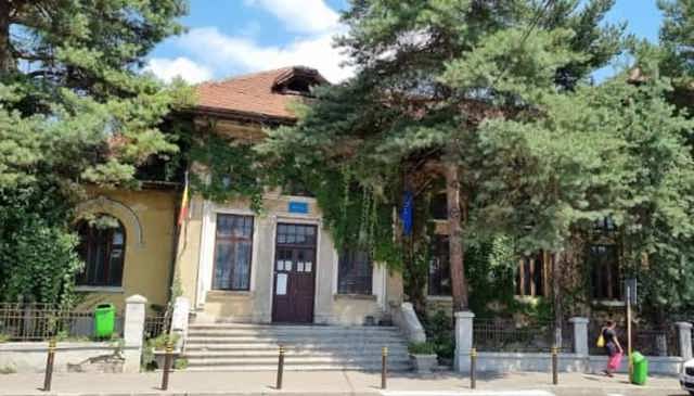 CÂMPINA. Antrenorul prahovean acuzat de agresiune sexuală asupra unei fete de 12 ani, arestat preventiv. Bărbatul ceruse arest la domiciliu sau control judiciar