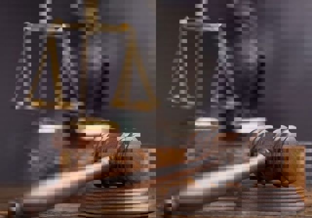 Doi dintre cei trei băieţi implicaţi în uciderea lui Mario Berinde, un adolescent de 15 ani din Cenei, trimişi în judecată