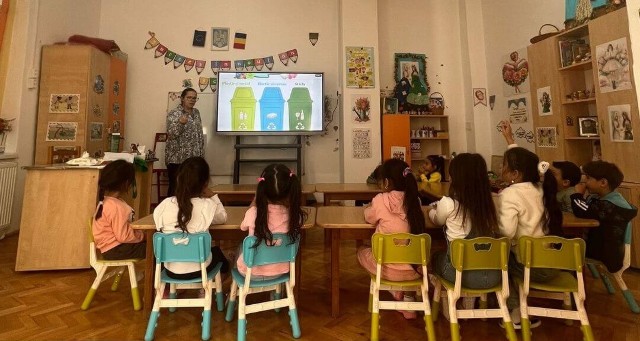 Sustenabil în Cartier. Patru proiecte au transformat ideile comunității în schimbări verzi pentru Ploiești